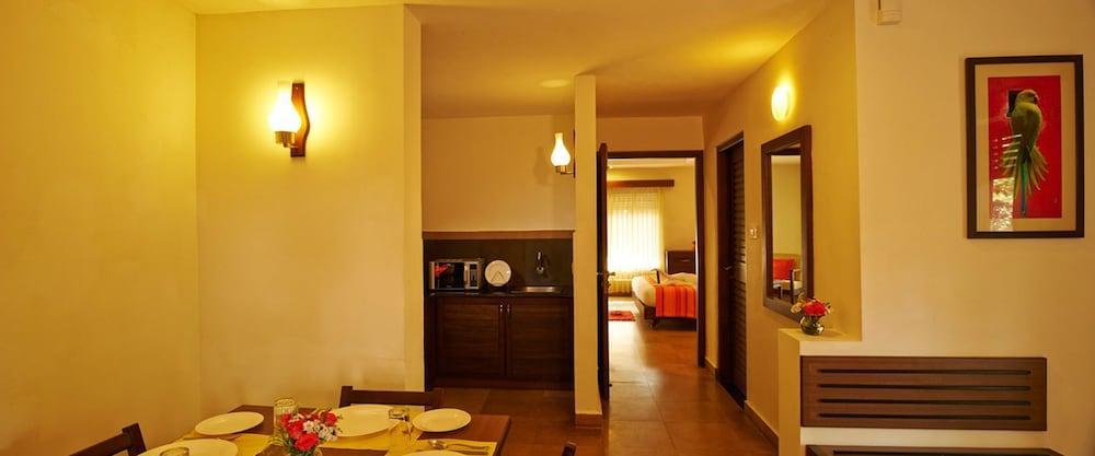 Hotel Club Mahindra Thekkady Extérieur photo