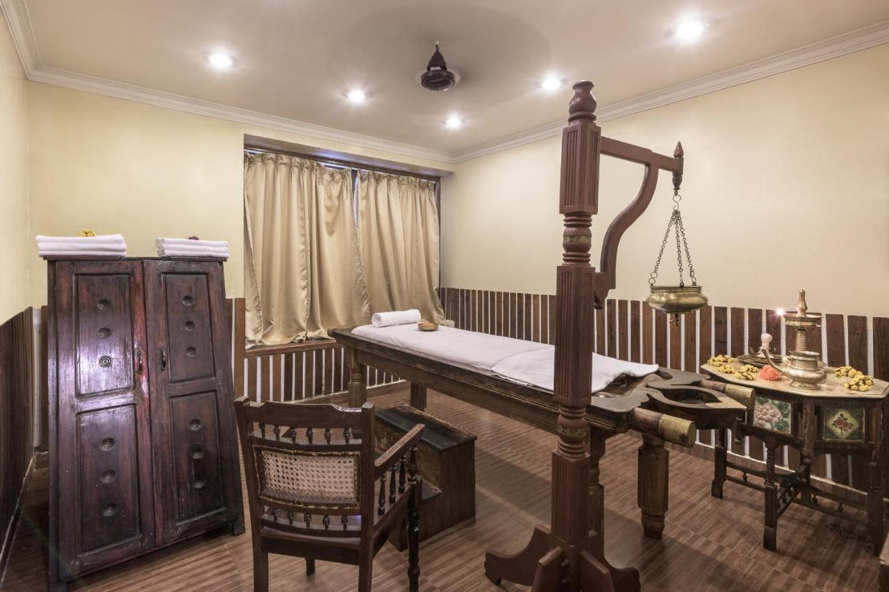 Hotel Club Mahindra Thekkady Extérieur photo