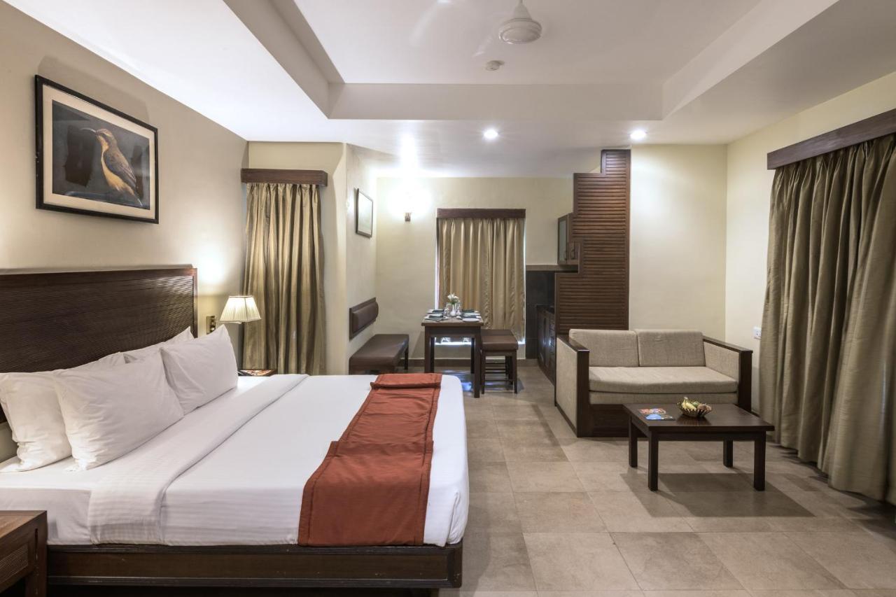 Hotel Club Mahindra Thekkady Extérieur photo