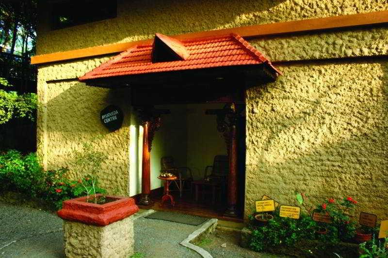 Hotel Club Mahindra Thekkady Extérieur photo
