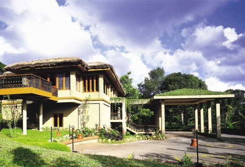 Hotel Club Mahindra Thekkady Extérieur photo