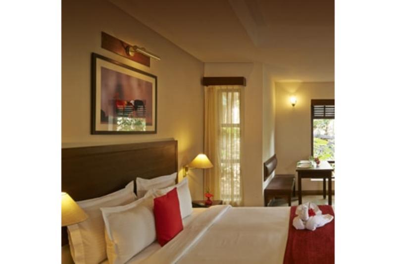 Hotel Club Mahindra Thekkady Extérieur photo